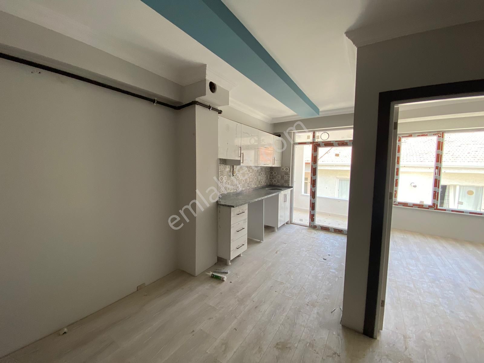 Odunpazarı Büyükdere Satılık Daire  BÜYÜKDERE MAHALLESİ KAPLANLI CADDESİ YAKINI SATILIK 1+1 BS-12