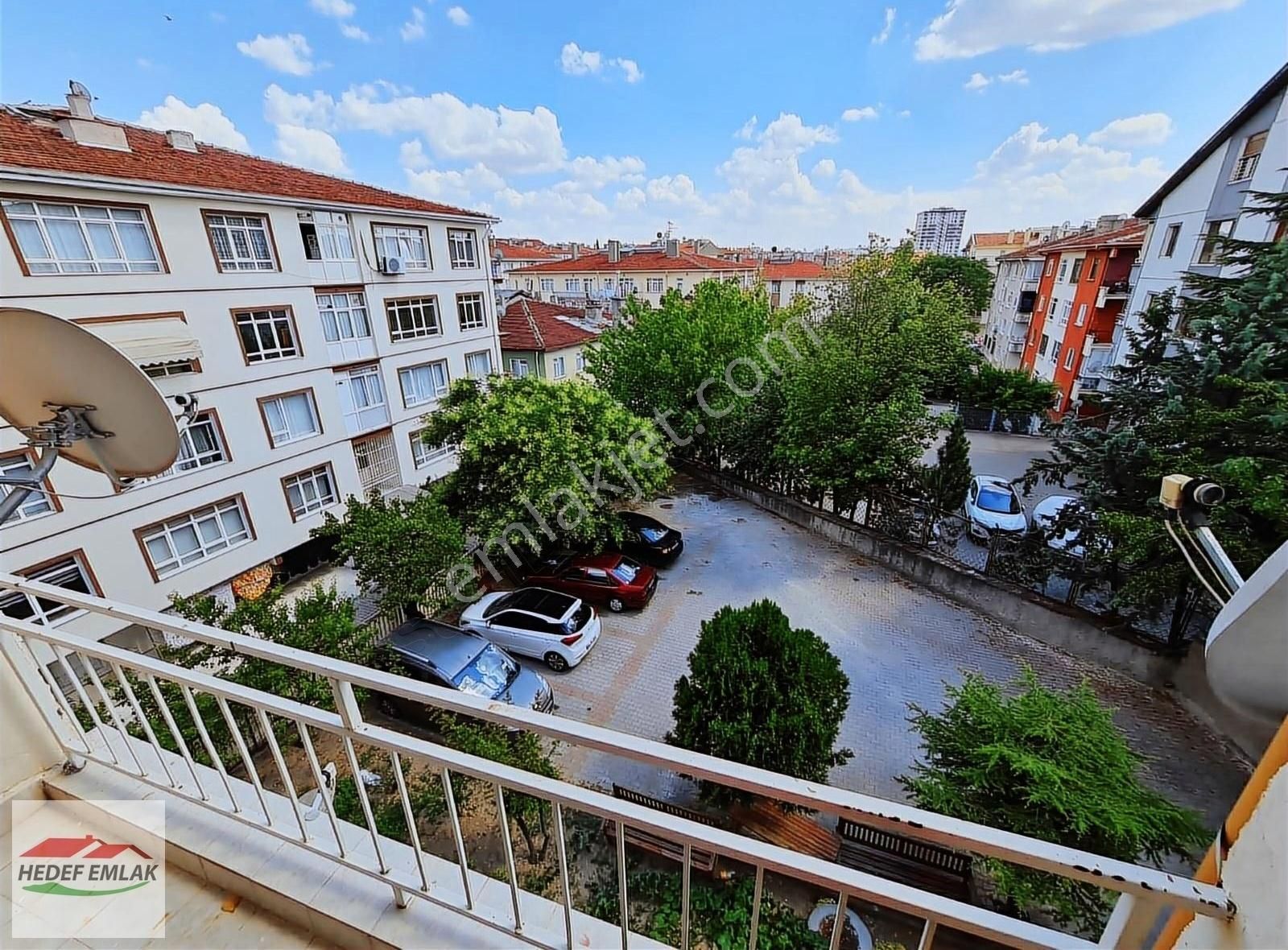 Keçiören Etlik Kiralık Daire Etlik Merkezde Cadde Üzeri Orta Kat Bagımsız Şehir Manzaralı.