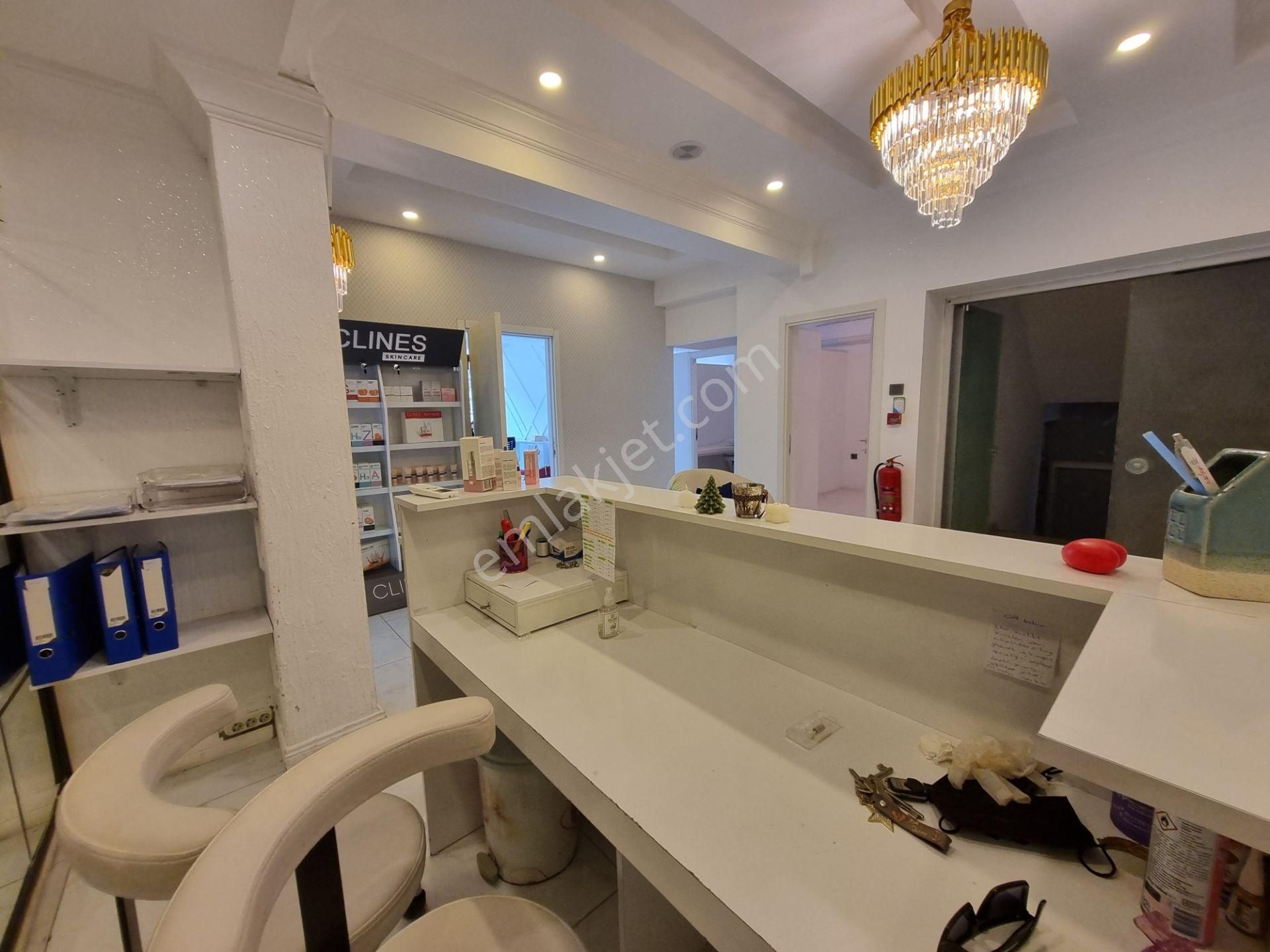 Alanya Merkez'de Kurulu Düzen Ve İşlek Konumda Devren Kiralık Güzellik Merkezi! - Görsel 4