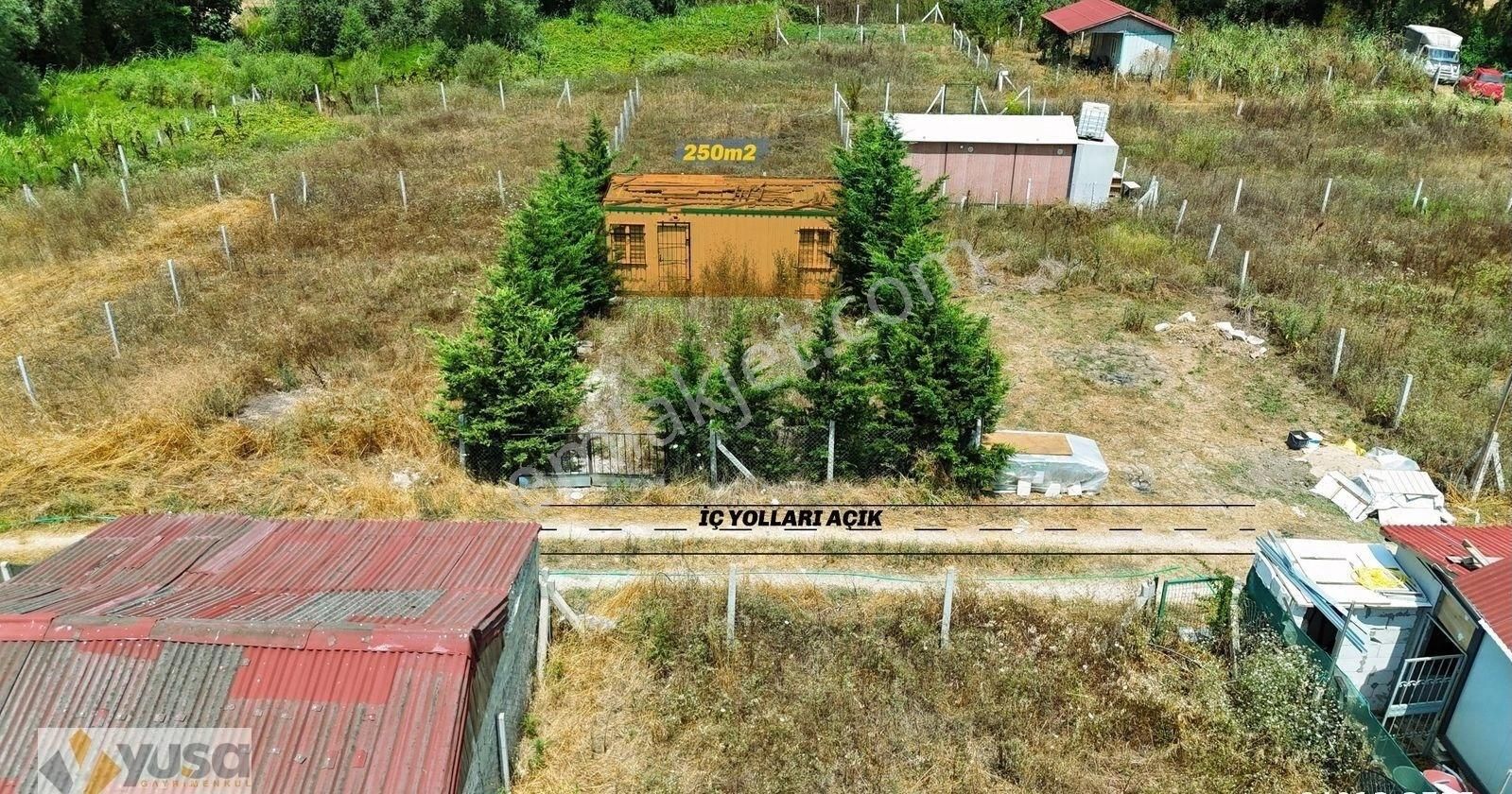 Çatalca Ovayenice Satılık Özel Kullanım Çatalca Ovayenice'de 250m2 Etrafı Çevrili Arsa