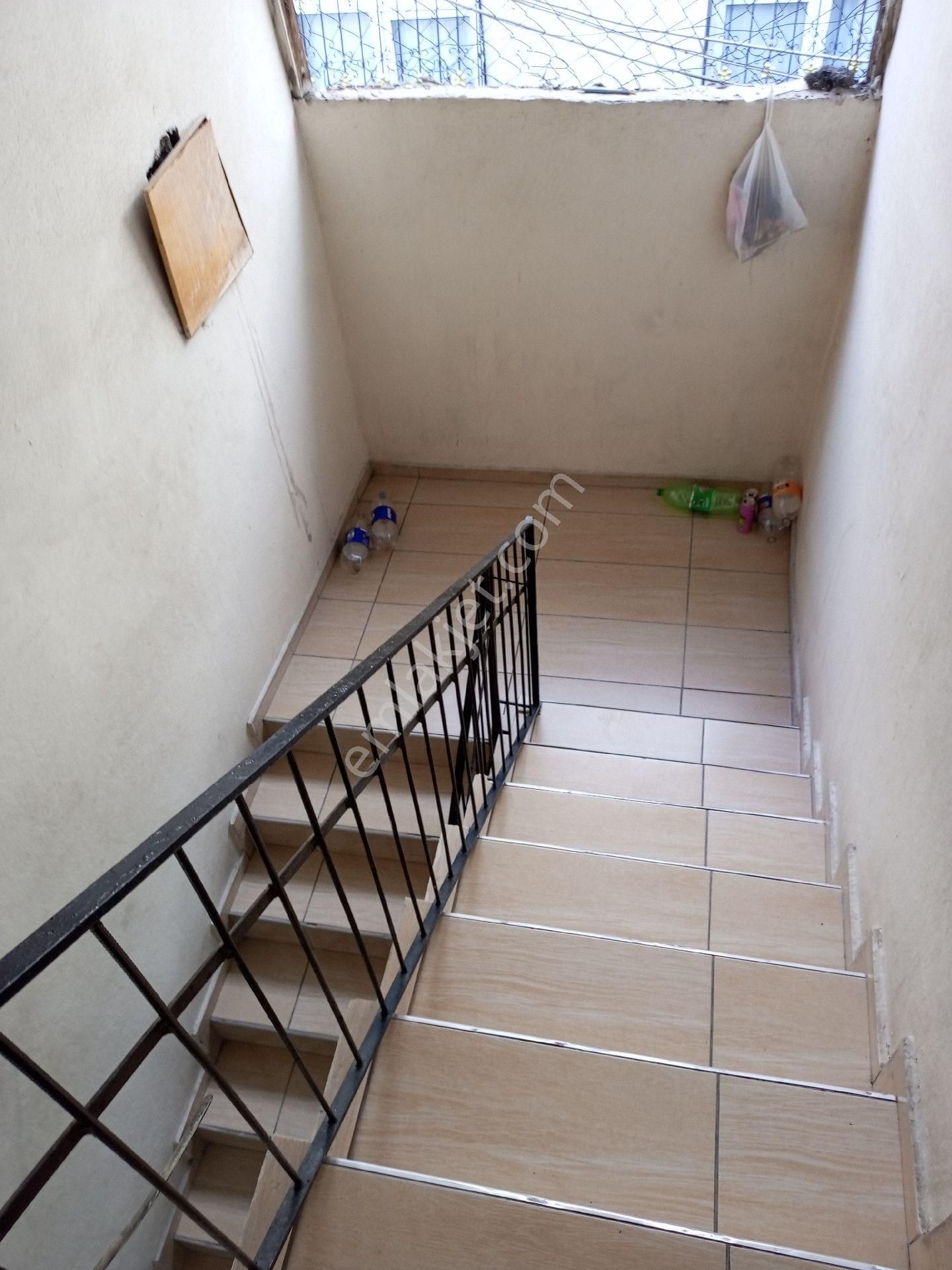 Obalar Cad. Salı Pazarı Civarı 2 Katlı 2+1 Satılık Müstakil Ev - Görsel 25