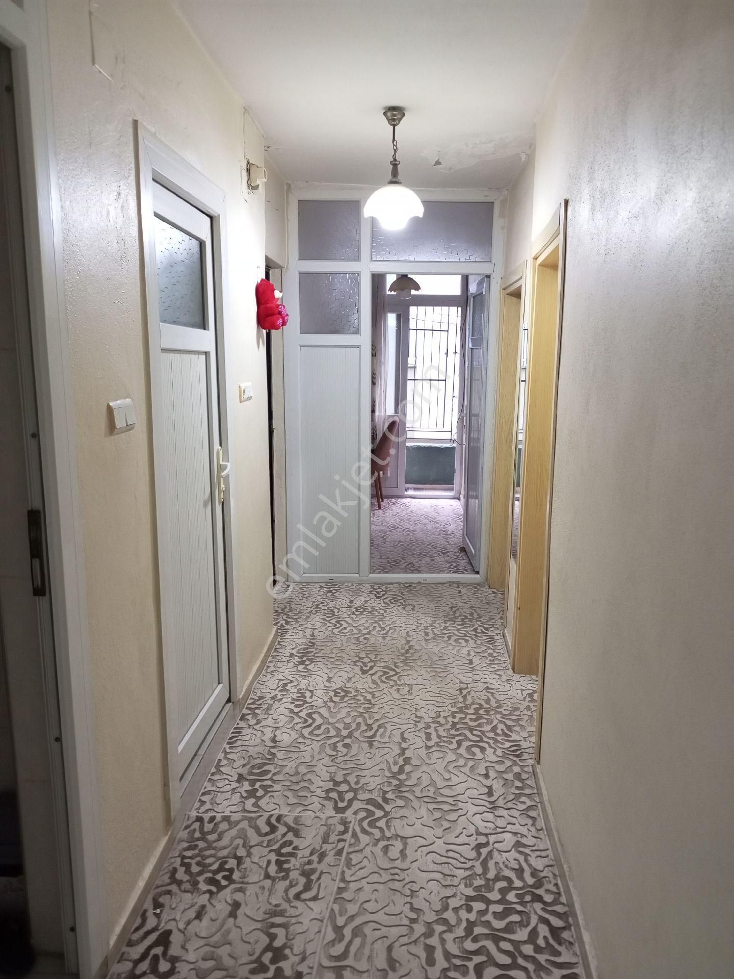 Obalar Cad. Salı Pazarı Civarı 2 Katlı 2+1 Satılık Müstakil Ev - Görsel 7