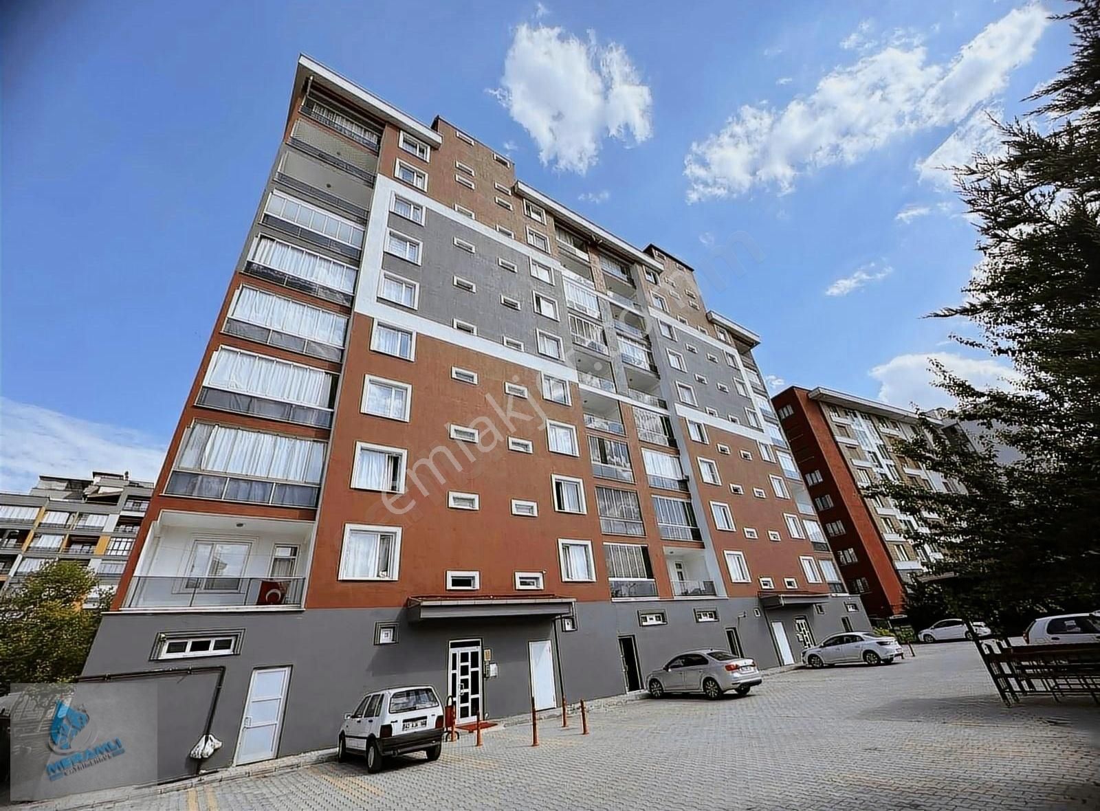 Karatay Doğuş Satılık Daire FETİH CADDESİ ÜZERİNDE ARAKAT SATILIK 3+1 DAİRE