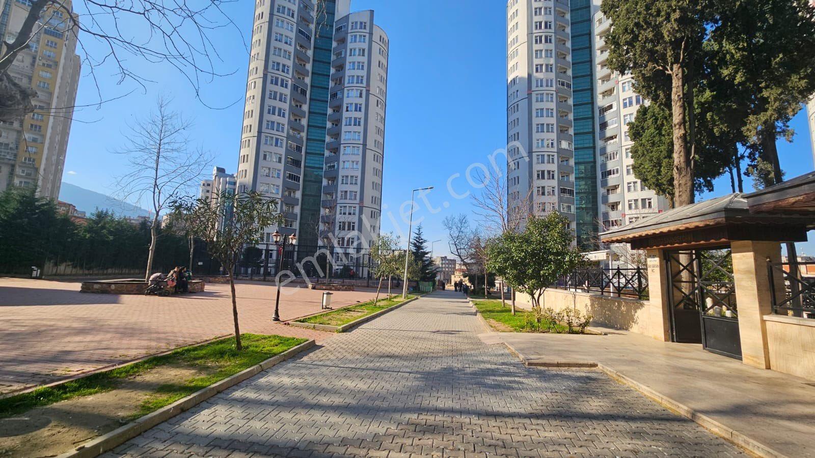 D Bloklarda Ova Manzaralı Ara Kat Satılık Daire - Görsel 2