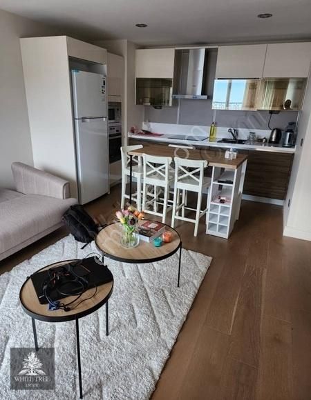 Beylikdüzü Marmara Kiralık Daire DENİZ İSTANBUL'DA DENİZ MANZARALI ULTRA LÜKS EŞYALI KİRALIK 1+1