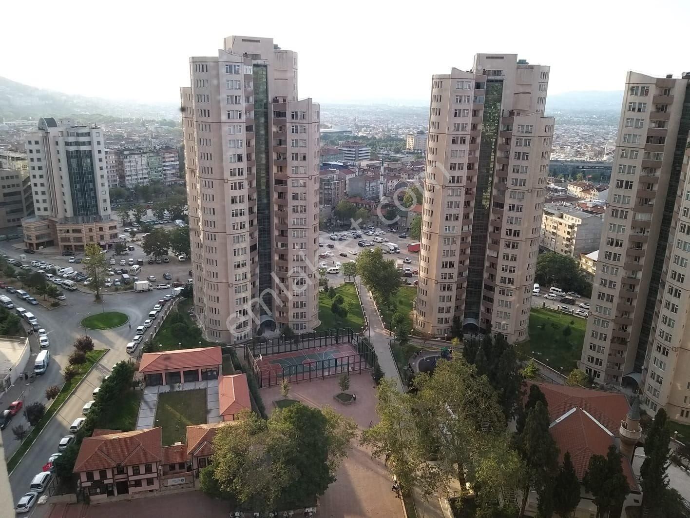 Osmangazi Doğanbey Satılık Daire  B-6 BLOKTA 14 KAT 58 NUMARALI DAİRE HARİKA MANZARALI VE FERAH 