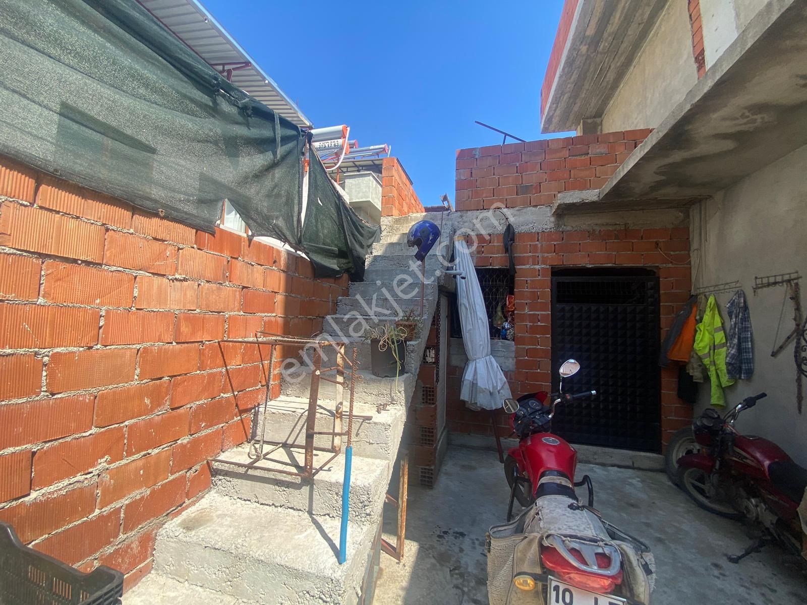 Poyraz Gayrimenkul'den Zeytinli'de Satılık Müstakil Ev ( 2 Daire) - Görsel 17