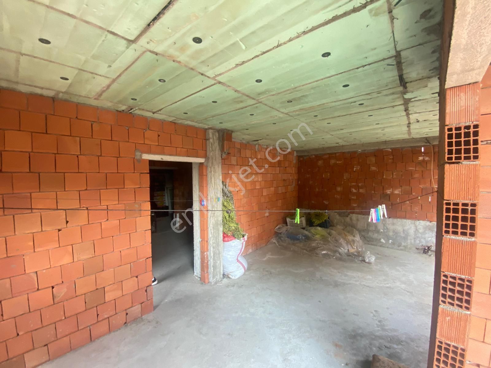 Poyraz Gayrimenkul'den Zeytinli'de Satılık Müstakil Ev ( 2 Daire) - Görsel 26