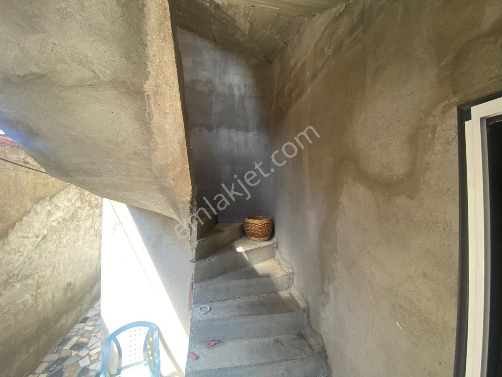 Poyraz Gayrimenkul'den Zeytinli'de Satılık Müstakil Ev ( 2 Daire) - Görsel 21