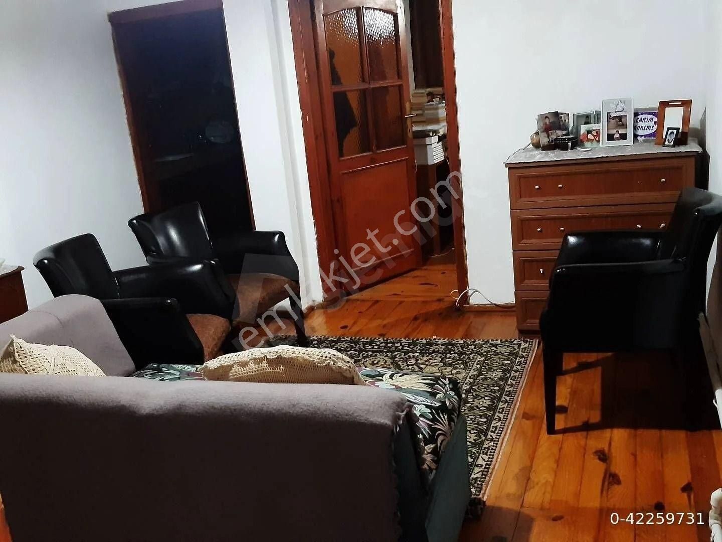 Liman Manzaralı,bahçeli En Üst Kat,çok Karlı Bir Yatırım - Görsel 4