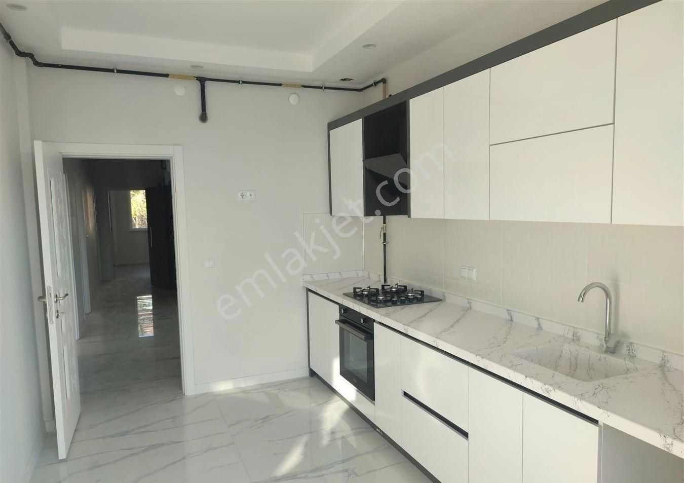 Karaman Merkez Osmangazi Satılık Daire Yaşam'dan Osmangazi Mh. Satılık 3+1 130 M2 Garajlı Sıfır Daire