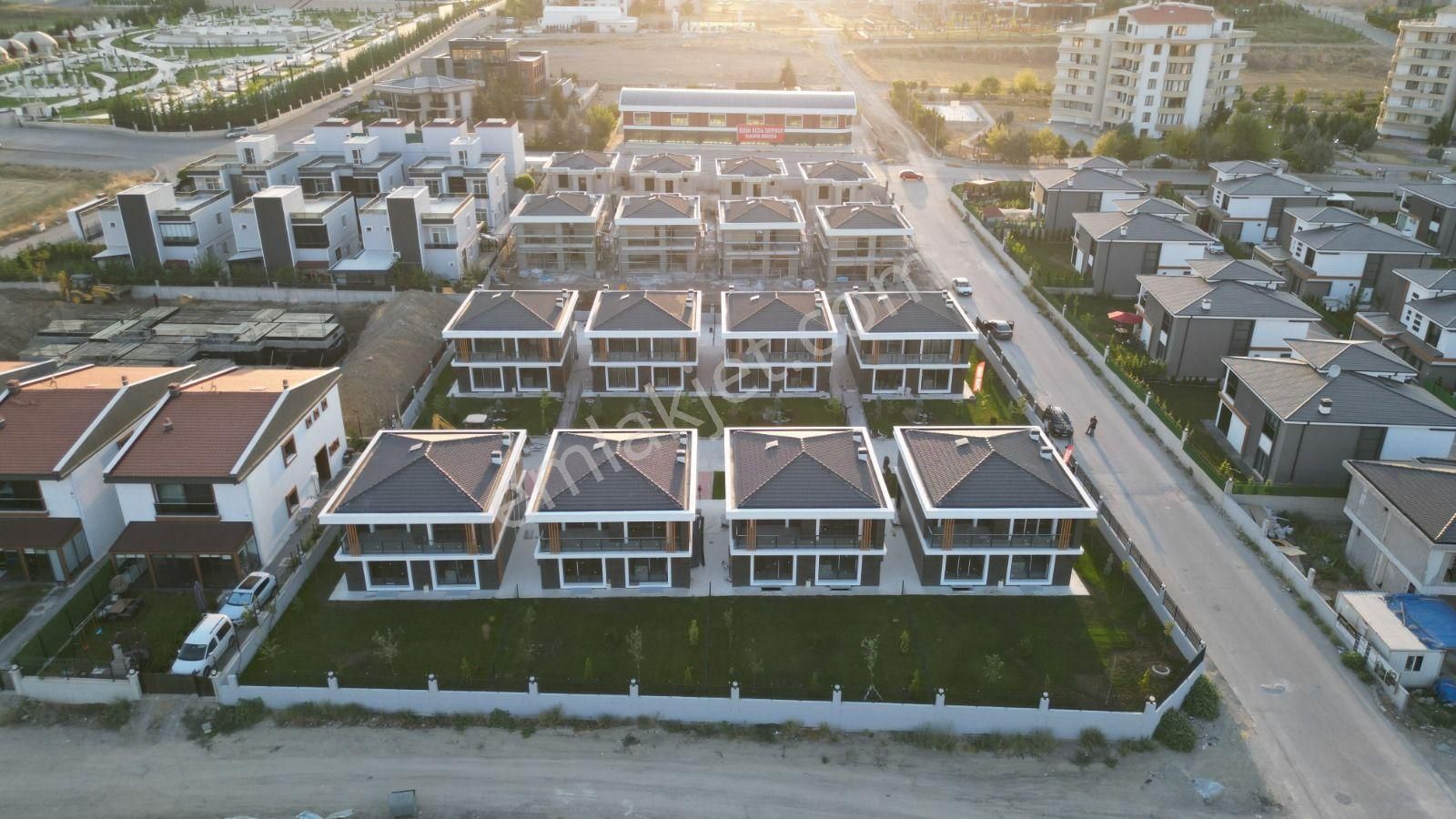 Etimesgut Yeni Bağlıca Kiralık Villa Bağlıca'da Full Yapılı Sıfır Lüks Villa