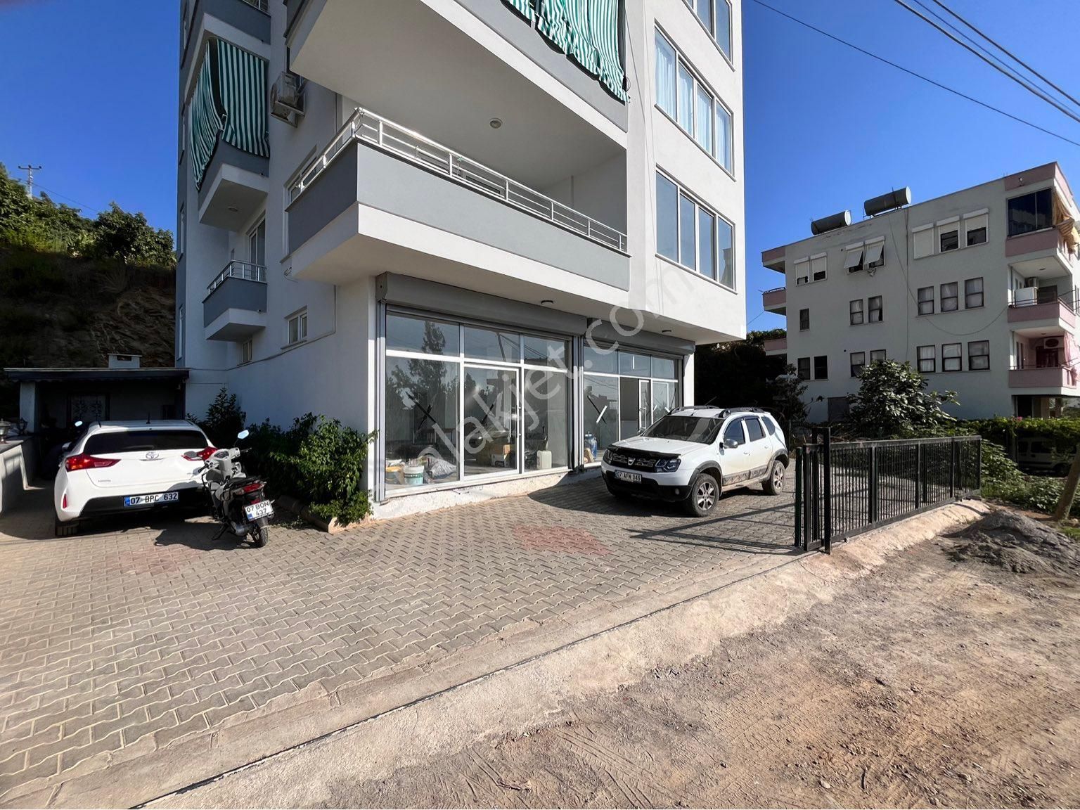 Alanya Elikesik Kiralık Dükkan & Mağaza ELİKESİKTE KİRALIK DÜKKAN DEPO OLARAKTA KULLANILABILIR