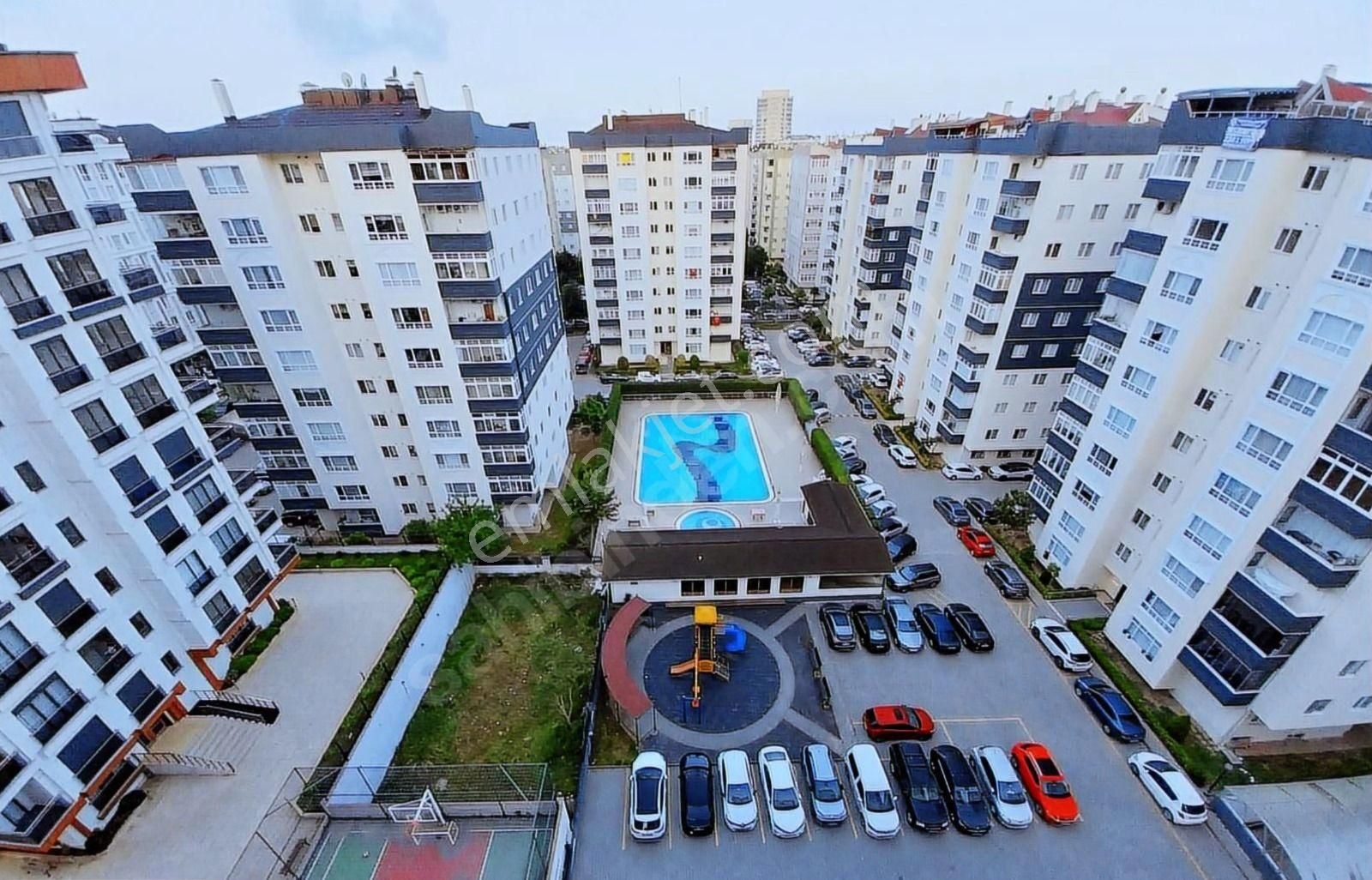 Maltepe Altayçeşme Satılık Daire  ALTAYÇEŞME KONUTLARINDA 3+1 130M2 FERAH CEPHEDE SATILIK BOŞ!