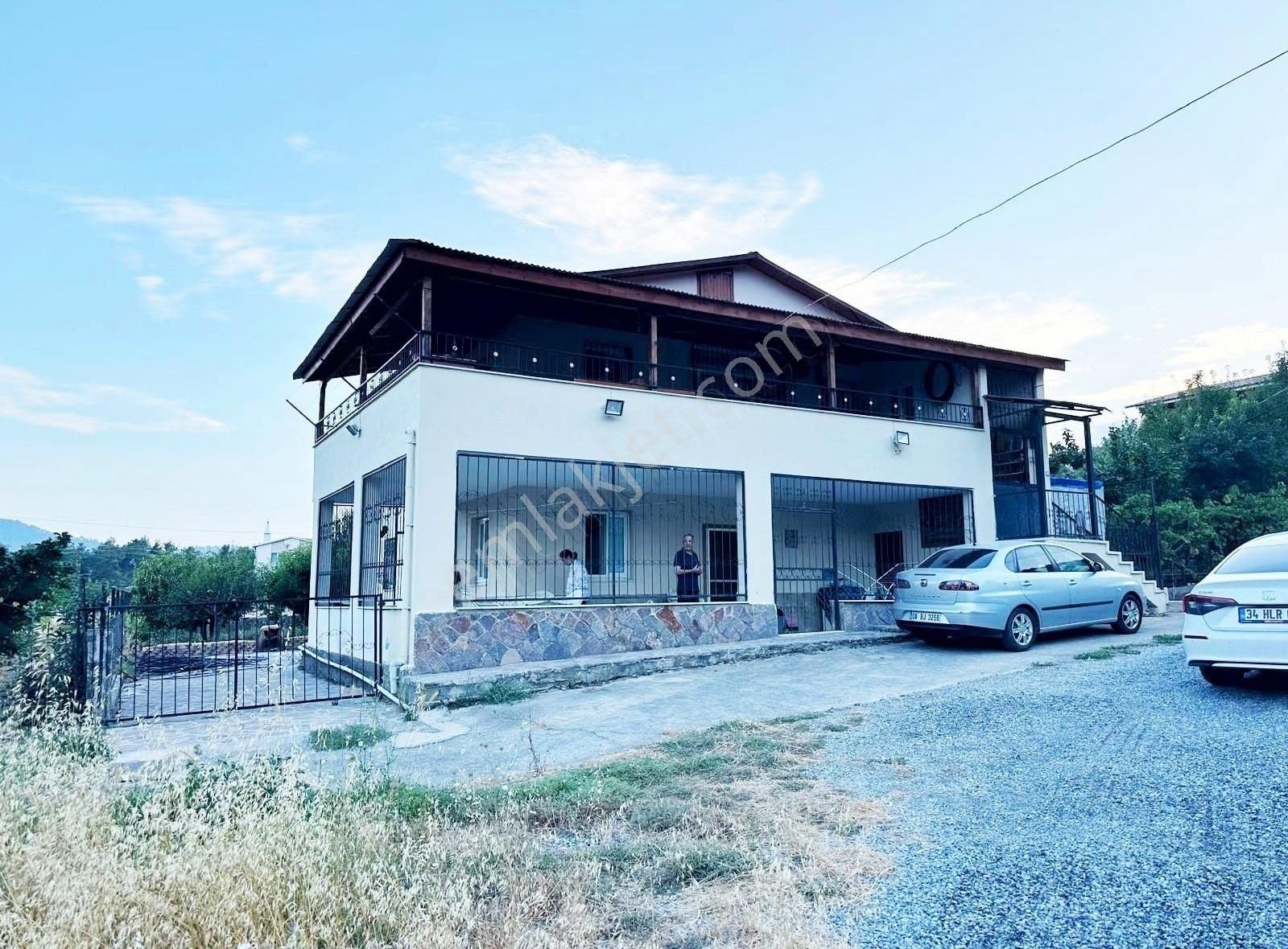 Tarsus Gülek Satılık Yazlık Çelebi Gayrimenkul'den Satılık Çamalanda 650 M2 Arsa&yayla Evi