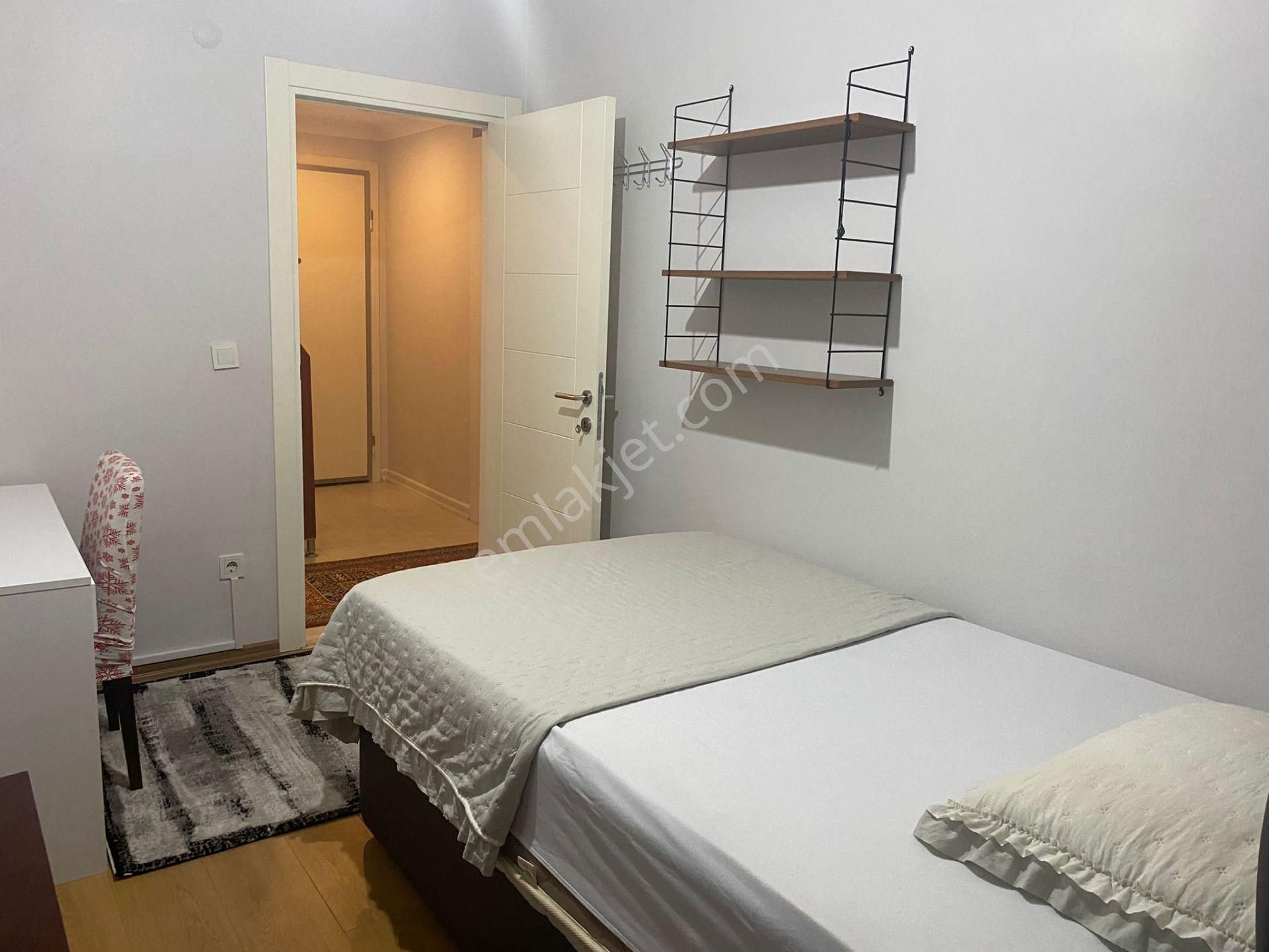 Bostancı Altıntepe Bahçekatı 3+1 Eşyalı Kiralık Daire - Görsel 21