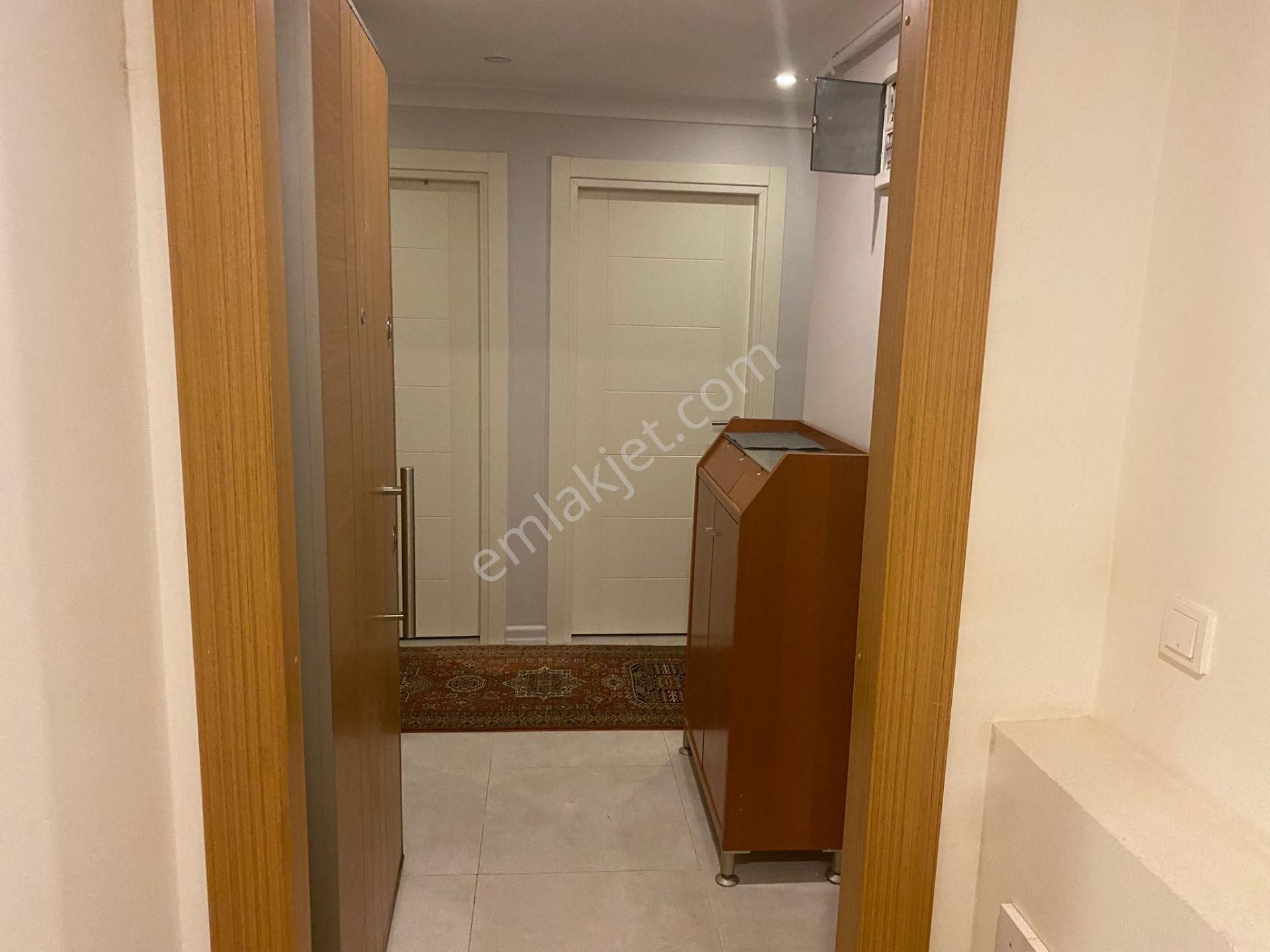 Bostancı Altıntepe Bahçekatı 3+1 Eşyalı Kiralık Daire - Görsel 4