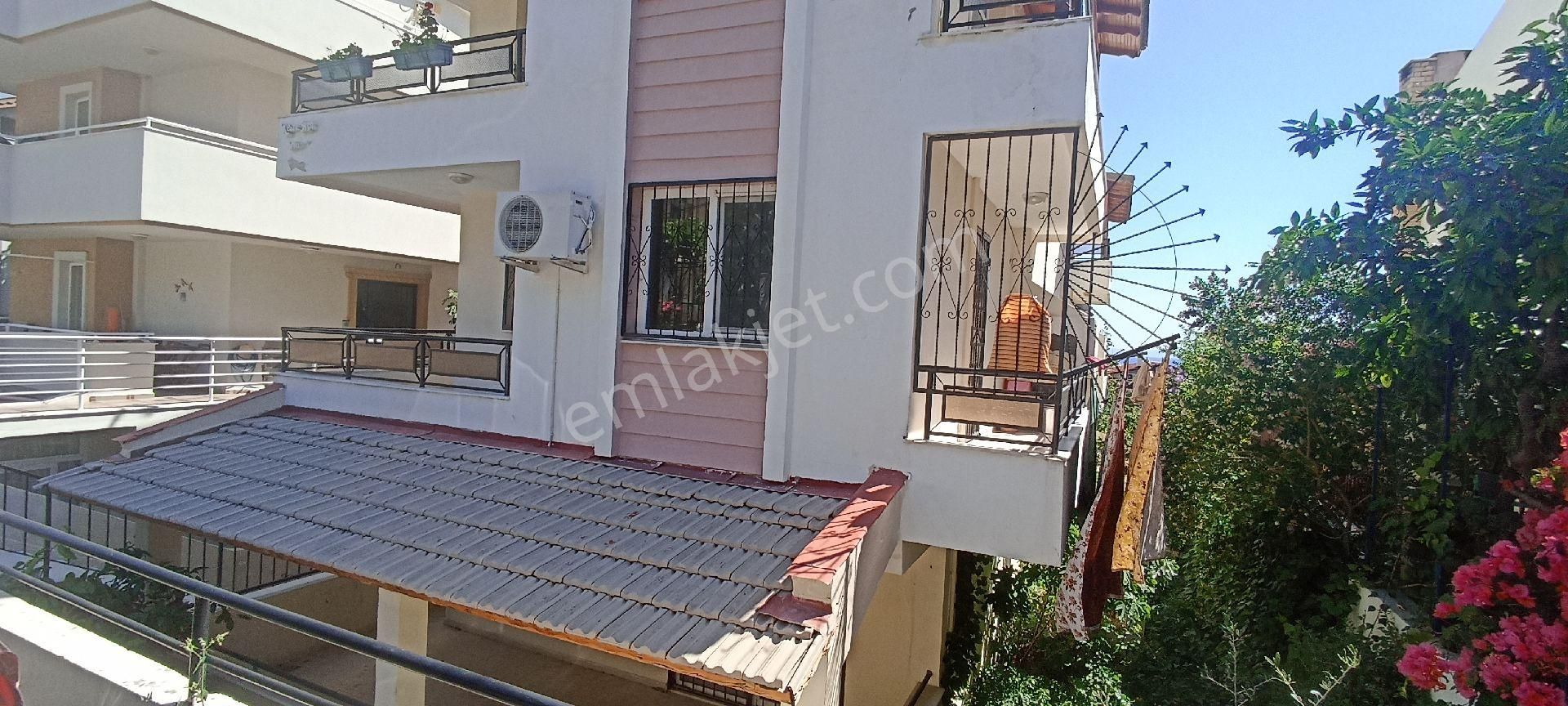 Menderes Çukuraltı Satılık Daire İlk Sahibinden Eşyalı Bakımlı 75 m2 2+1 Satılık Yazlık Daire