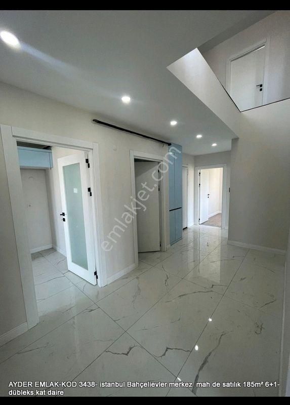 İstanbul Bahçelievler Merkez Mah De Satılık 185m² 6+1-dübleks.kat Daire - Görsel 15