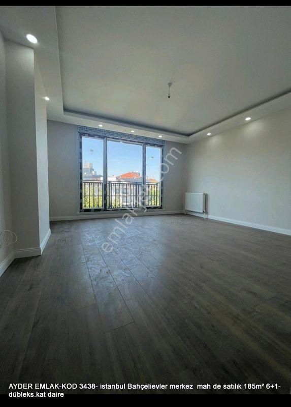 Bahçelievler Bahçelievler Satılık Daire  istanbul Bahçelievler merkez  mah de satılık 185m² 6+1-dübleks.kat daire  