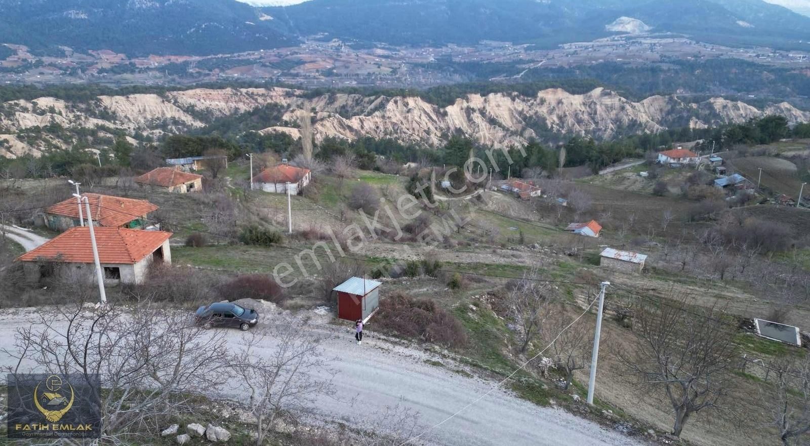 Denizli Çameli Satılık Ticari İmarlı Çameli Cevizli'de Satılık Panoramik Manzaralı Arsa