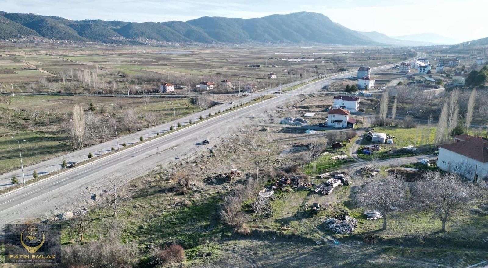 Çameli Yeni Satılık Ticari İmarlı Çameli Merkezde Satılık Anayola Sıfır Ticari+Konut İmarlı Arsa