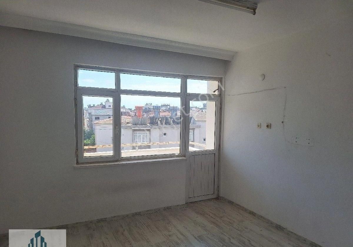 Serik Akçaalan Kiralık Daire D-400 KARAYOLU ÜZERİNDE KİRALIK 2+1 DAİRE