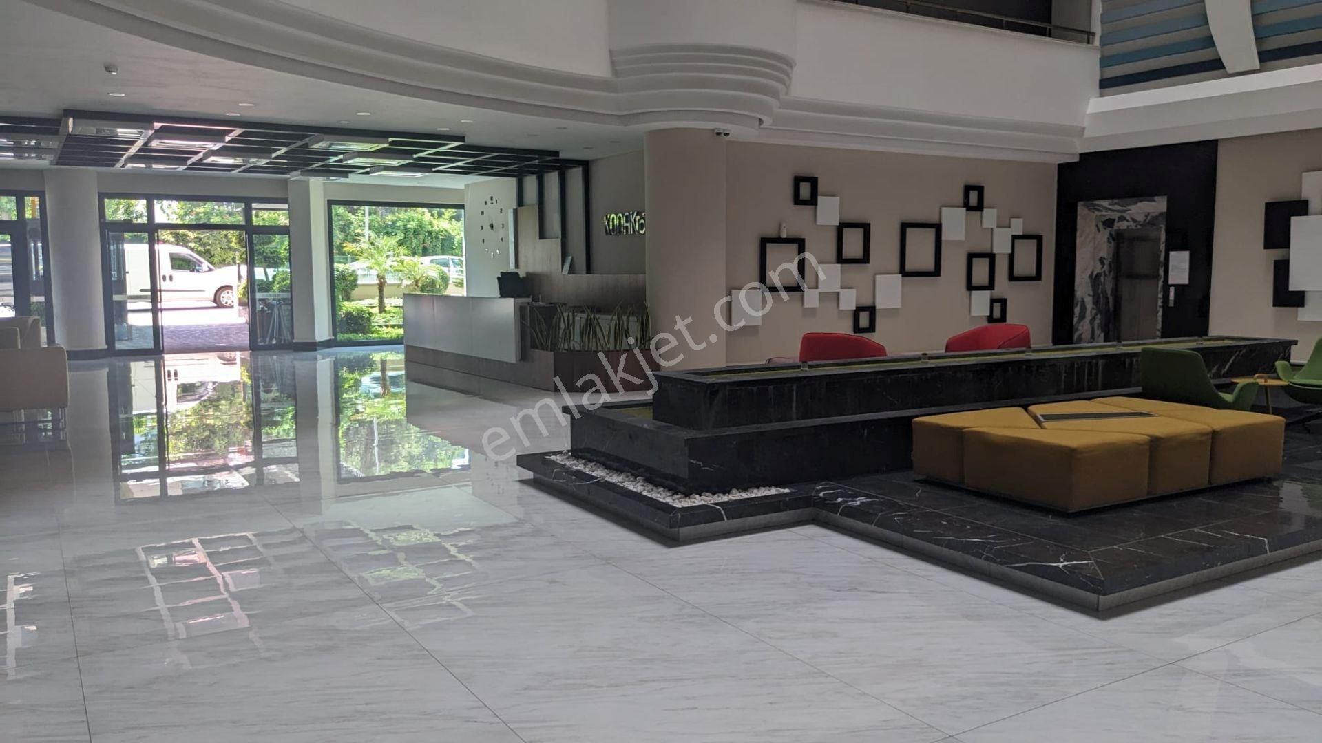 Satılık Denize Sıfır 2+1 Mobilyalı Daire - Konak Seaside Tower Residence - Görsel 6