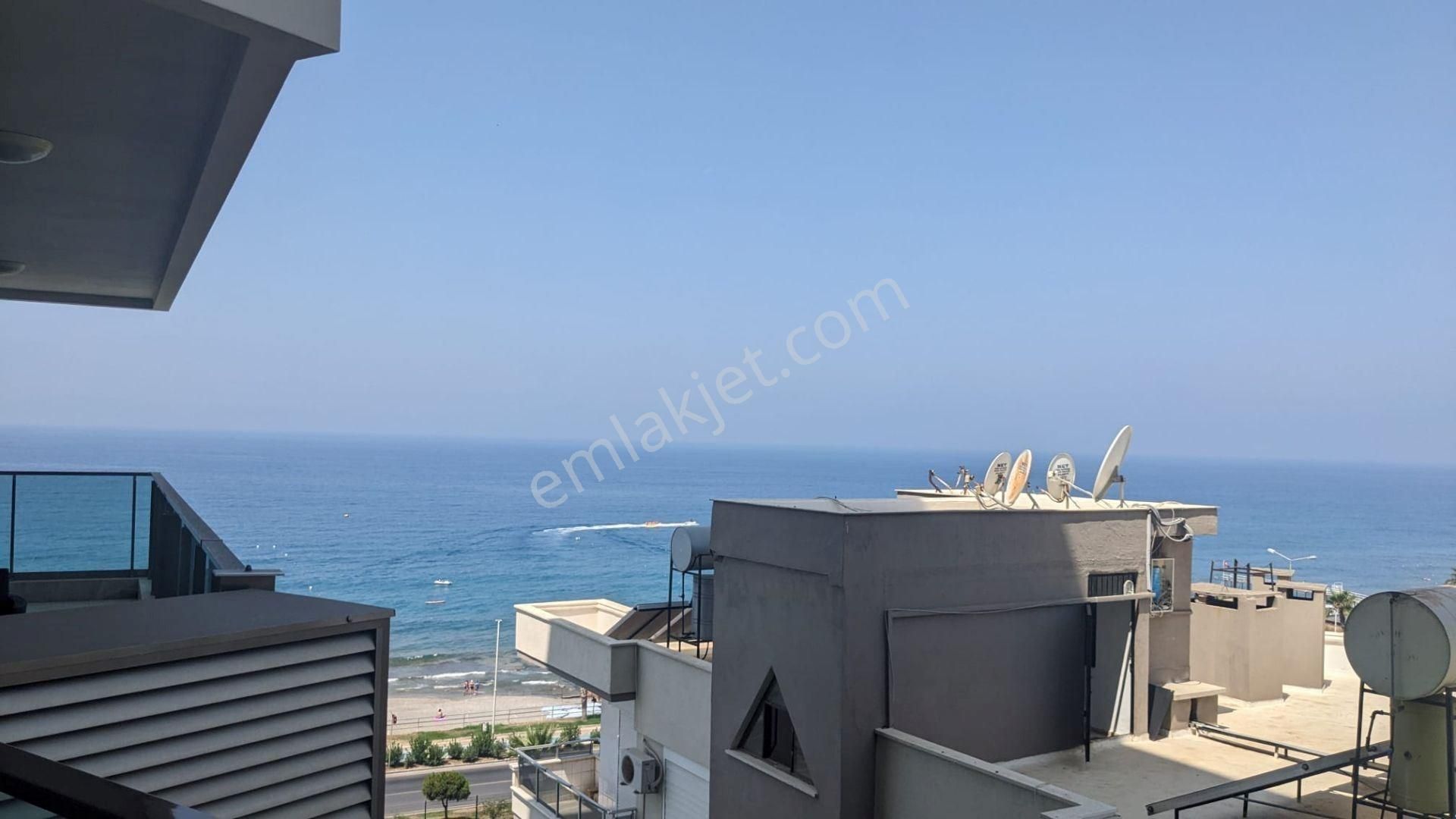 Satılık Denize Sıfır 2+1 Mobilyalı Daire - Konak Seaside Tower Residence - Görsel 20
