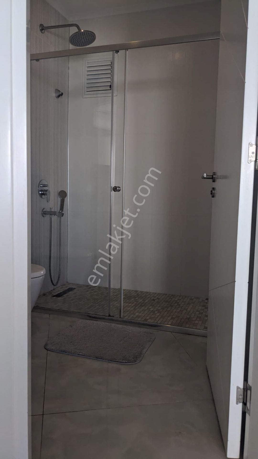 Satılık Denize Sıfır 2+1 Mobilyalı Daire - Konak Seaside Tower Residence - Görsel 31