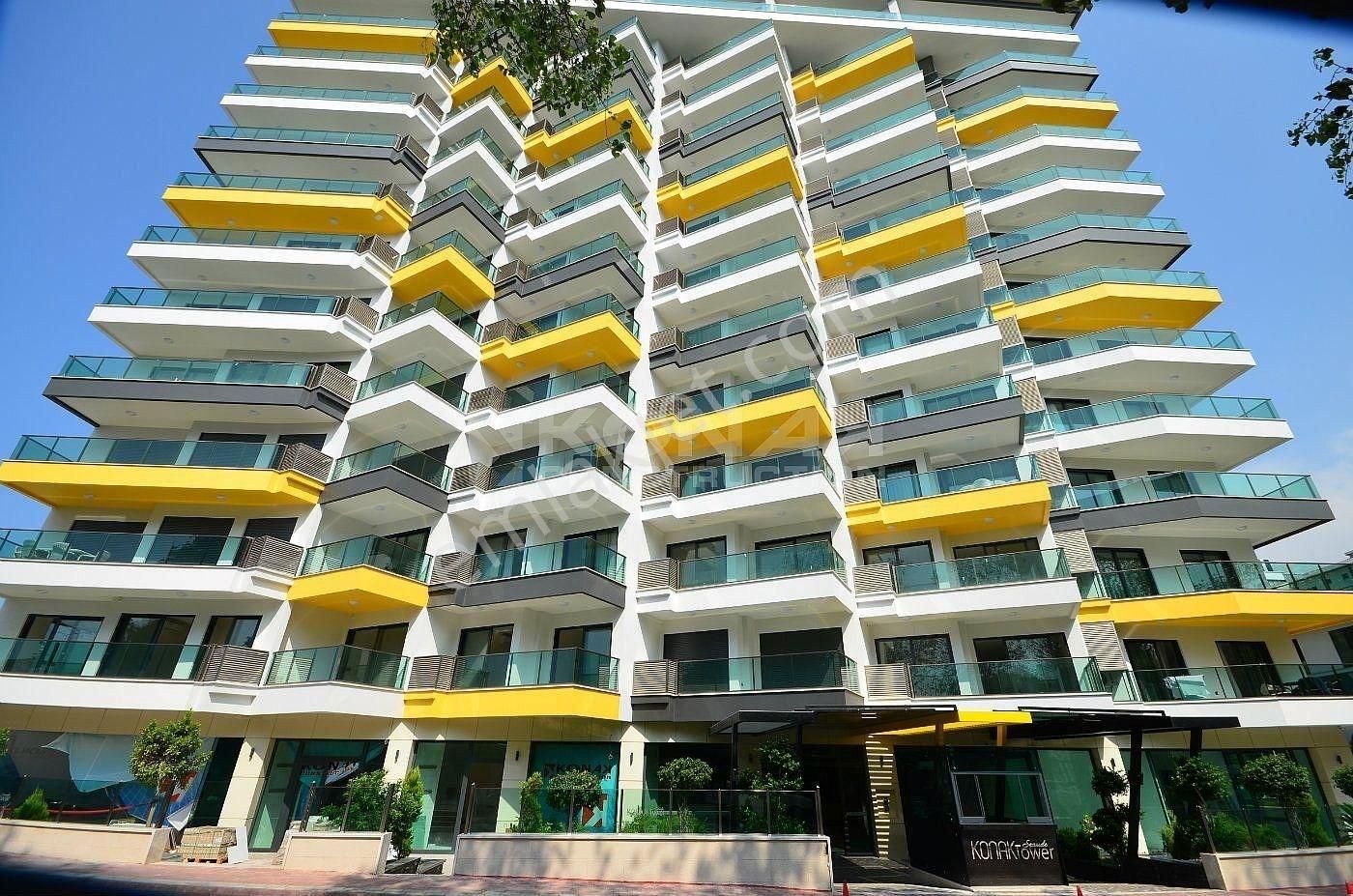 Satılık Denize Sıfır 2+1 Mobilyalı Daire - Konak Seaside Tower Residence - Görsel 2