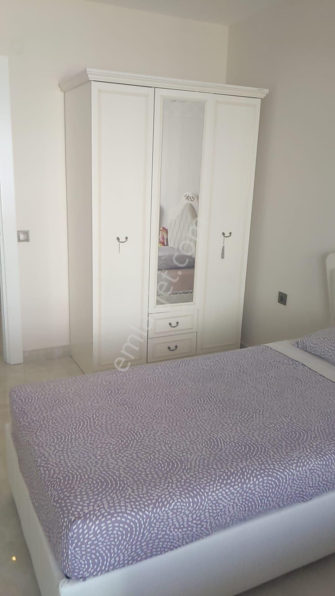 Satılık Denize Sıfır 2+1 Mobilyalı Daire - Konak Seaside Tower Residence - Görsel 30