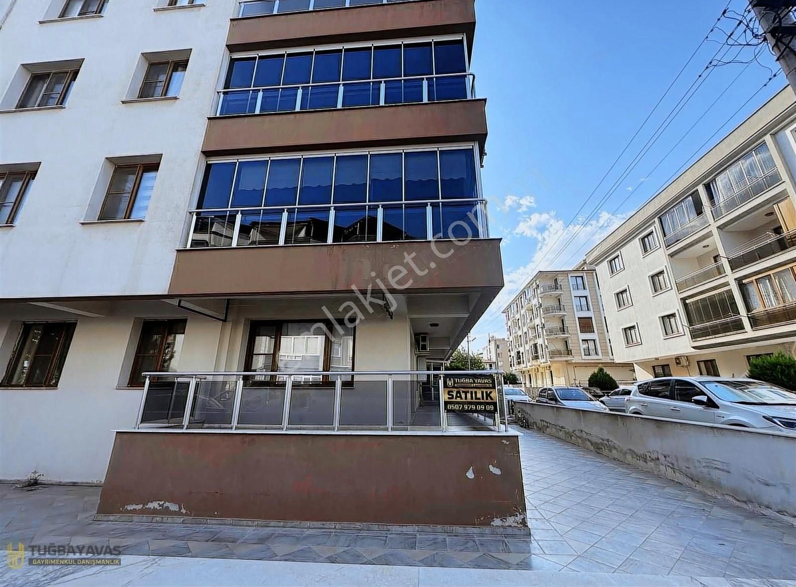 Bergama Gaziosmanpaşa Satılık Daire BERGAMA G.O.P Mh 3+1 SATILIK DAİRE