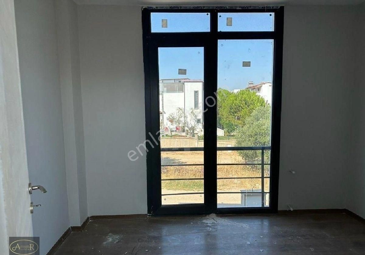 Balıkesir Gömeç Karaağaç Ta Satılık Havuzlu Müstakil Site İçi Villa - Görsel 14