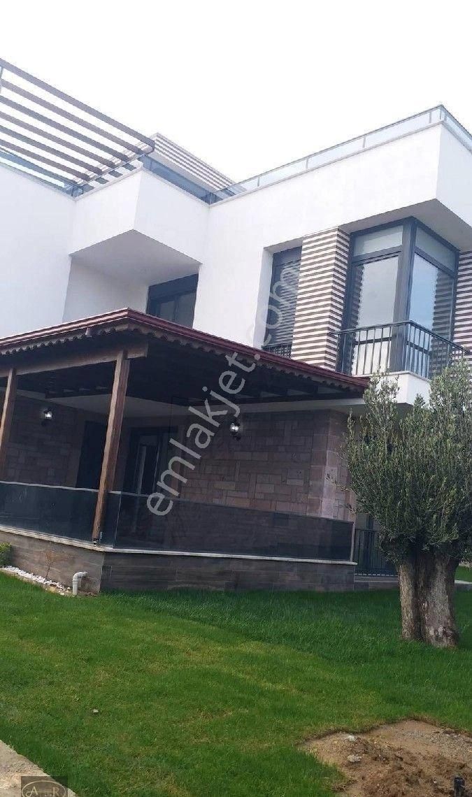 Balıkesir Gömeç Karaağaç Ta Satılık Havuzlu Müstakil Site İçi Villa - Görsel 9