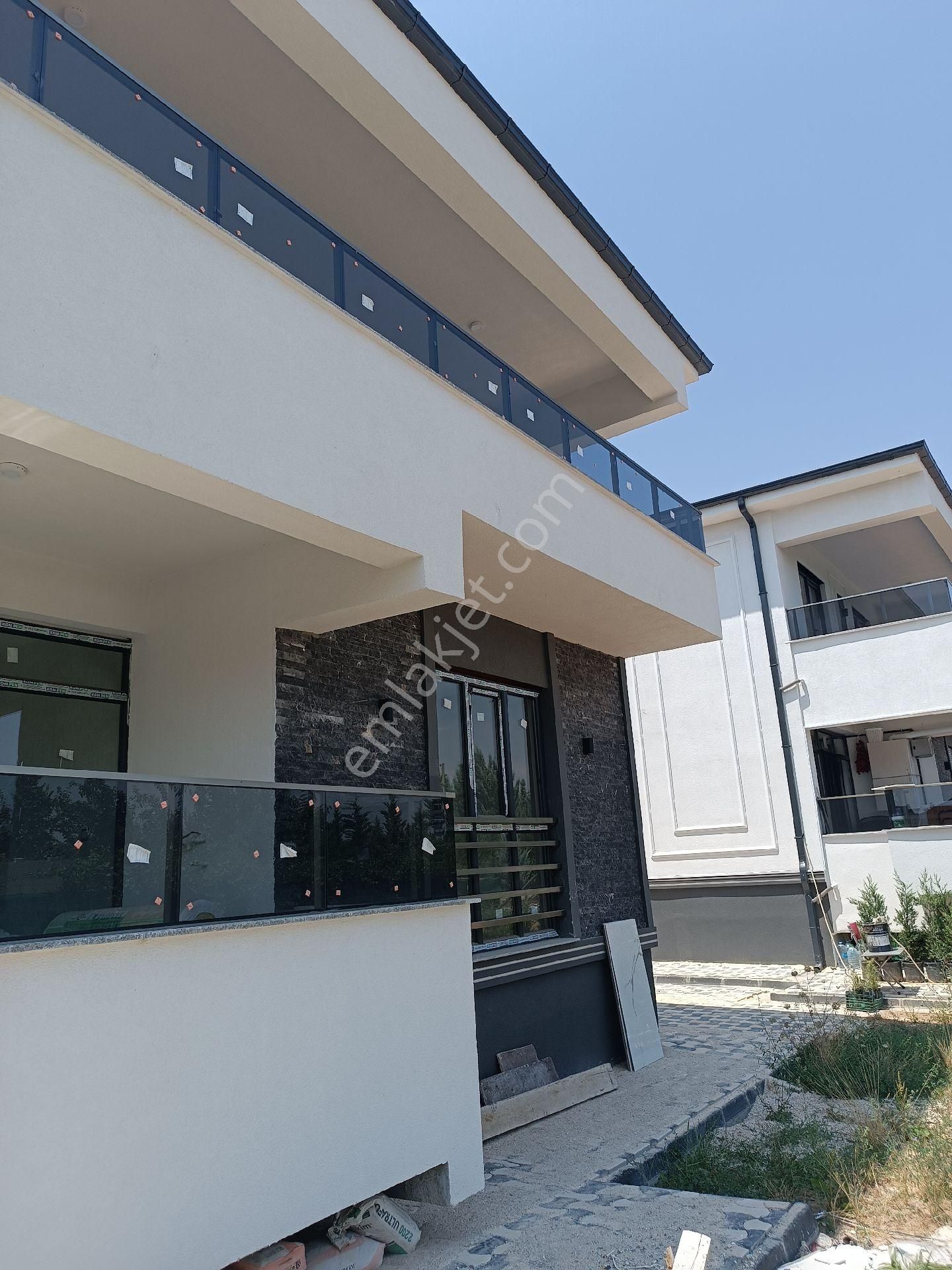 Villa, Beybes Hatip Mahallesinde - Görsel 3