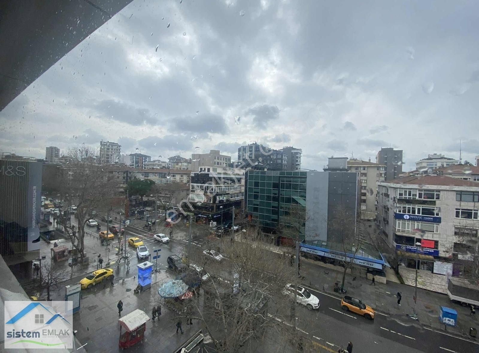 Kadıköy Suadiye Kiralık Dükkan & Mağaza Bağdat caddesi cepheli Suadiye'de devirsiz dükkan