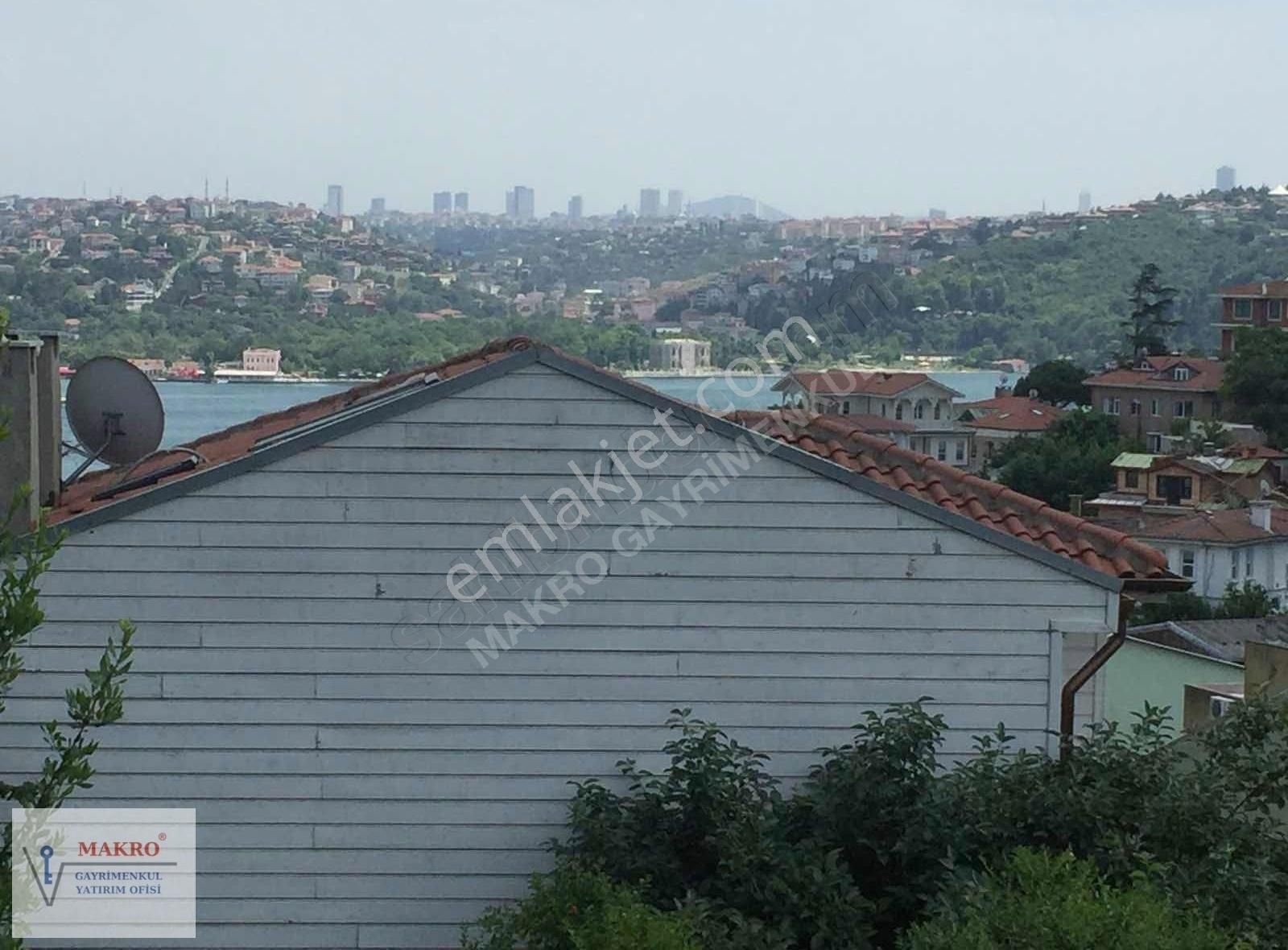 Sarıyer Rumeli Hisarı Satılık Müstakil Ev RUMELİ HİSARINDA BOĞAZA YAKIN BENZERSİZ SATILIK BAHÇELİ MÜLK