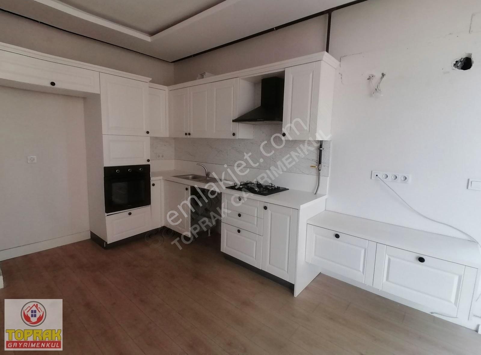 Çukurova Yurt Satılık Daire BÖLGENİN EN CAZİBİ HAYAL PARK CİV 2+1 A.MTFK Ç.BANYO YENİ BİNA