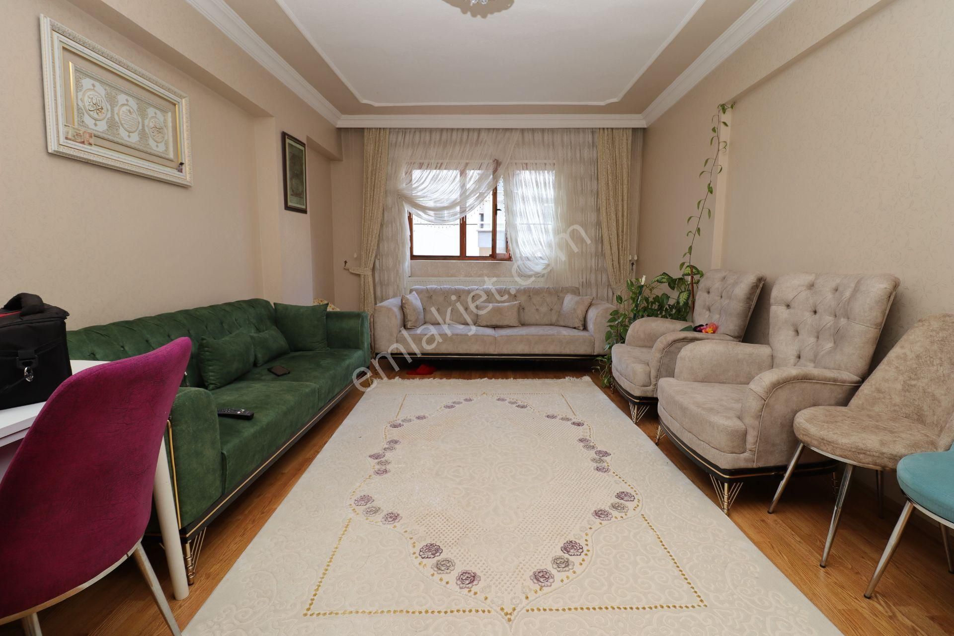 Etimesgut Elvan Satılık Daire  AKİF'ten ELVAN'da CADDE ÜZERİ 3+1 KAT KONUMUNDA SATILIK DAİRE