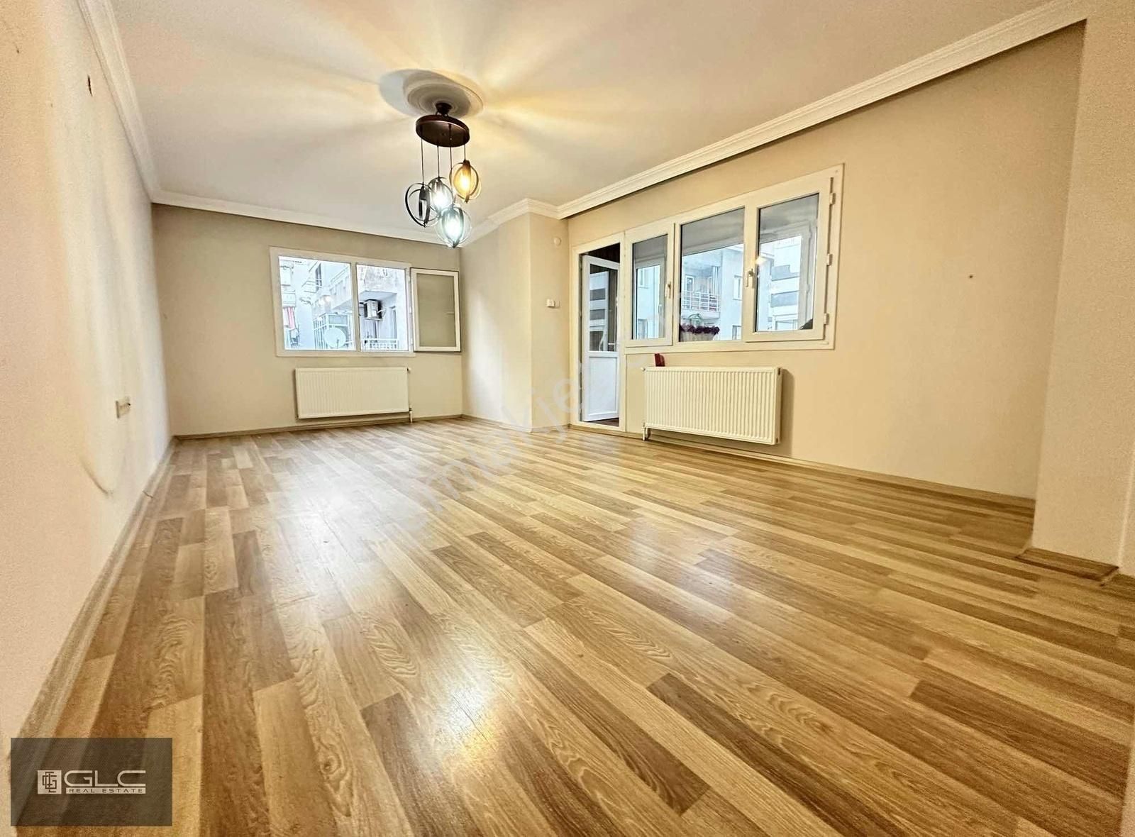 Konak Güneşli Satılık Daire ÜÇYOL METRO YAKINI 3+1 120 m2 ARAKAT DOGALGAZLI SATILIK DAİRE