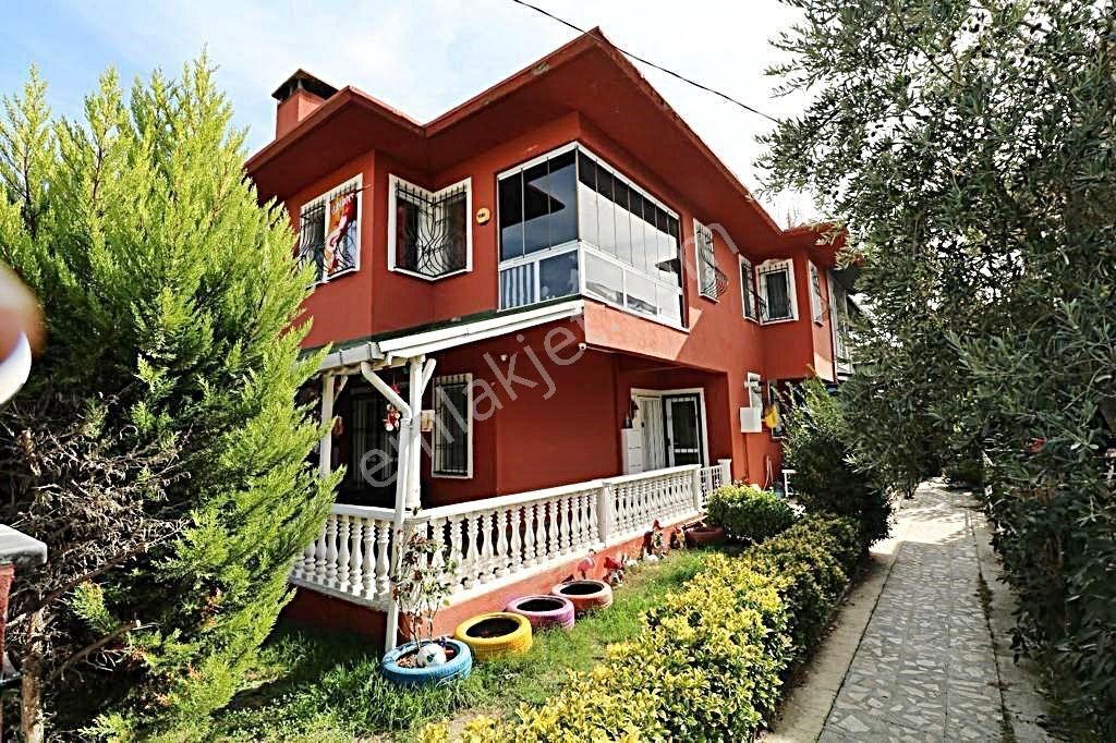 Silivri Çanta Balaban Satılık Villa  GoldHouse dan Satılık Silivri Balaban da 3+1 Müstakil Villa