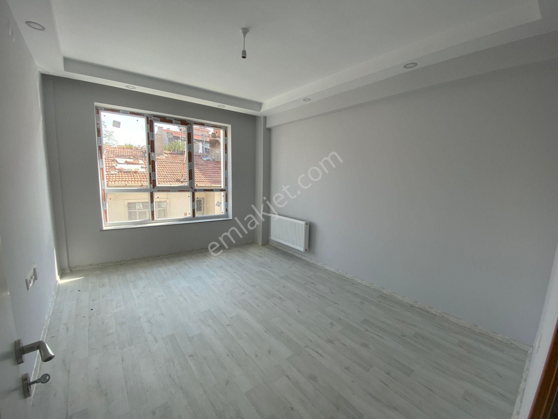 Tepebaşı Esentepe Satılık Daire  ESENTEPE MAHALLESİ TEİ YAKINI 2+0 SATILIK DAİRE KG-38