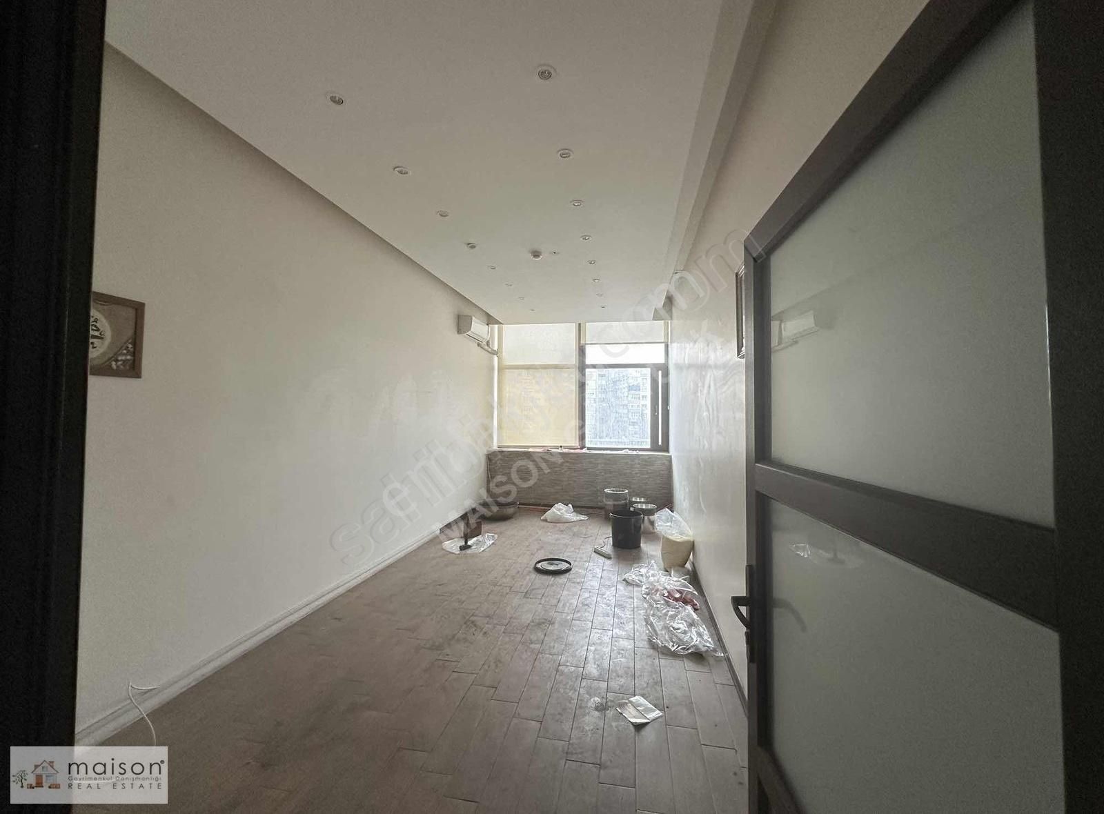 Davutpaşa Metro İstasyonuna , Ulaşıma Yakın Satılık İşyeri - Görsel 18