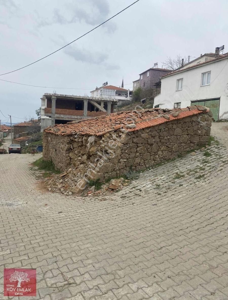 Gömeç Hacıhüseyinler Satılık Bina Kaçırılmayacak köy kargir dam