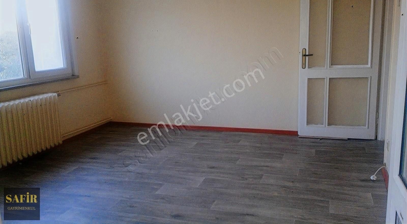 Bakırköy Kartaltepe Kiralık Ofis Safir Bakırköy'den İncirli Caddesi Üzeri 2oda1salon Kiralık Büro