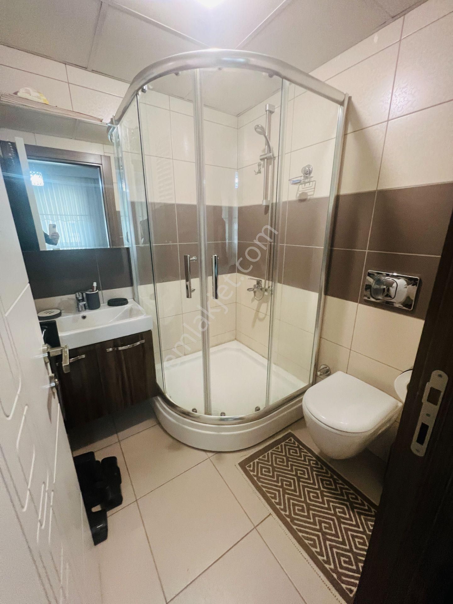 Merkezde Full Donanımlı Sitede Geniş Katta 2+1 - Görsel 17