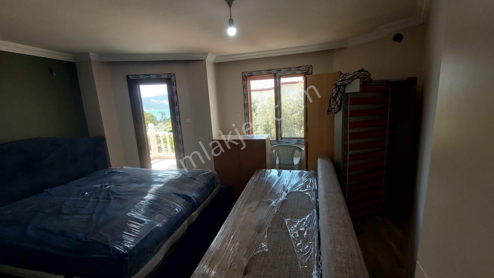 Remax Cool 2 'den Muhteşem Konum'da Deniz'e 200 Metre 3+1 Villa - Görsel 16