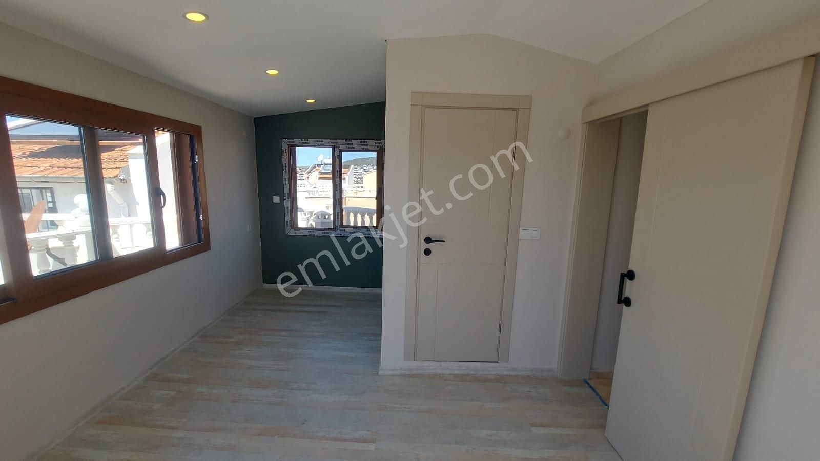 Remax Cool 2 'den Muhteşem Konum'da Deniz'e 200 Metre 3+1 Villa - Görsel 21