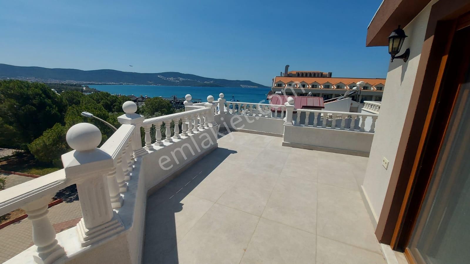 Remax Cool 2 'den Muhteşem Konum'da Deniz'e 200 Metre 3+1 Villa - Görsel 27